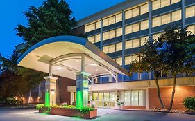 Holiday Inn Monticello Charlottesville Va 3*